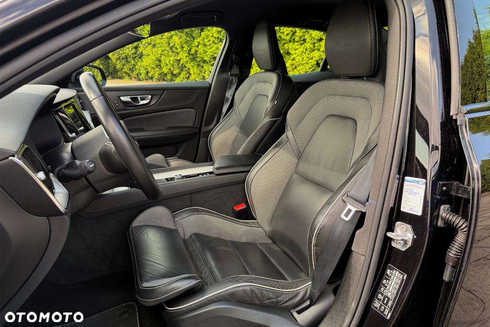 Volvo S60 T4 R-Design - 21