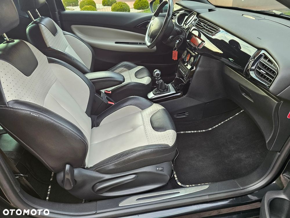 Citroën DS3 THP 155 Ultra-Prestige - 12