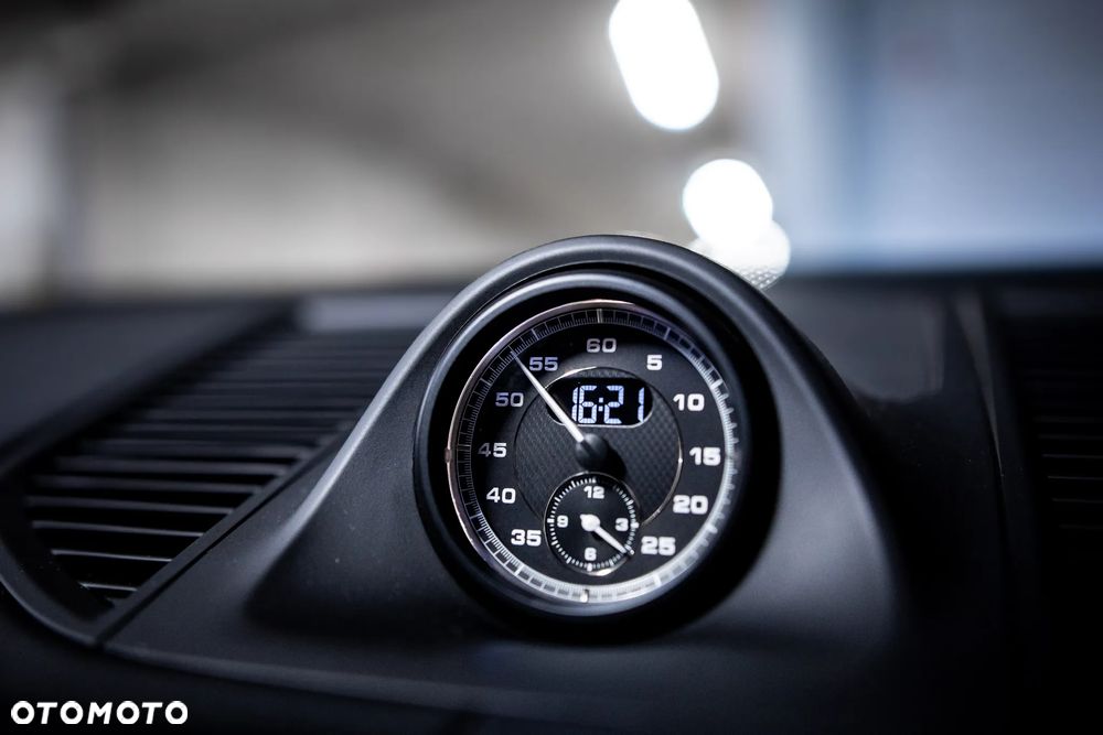 Porsche Macan T - 14