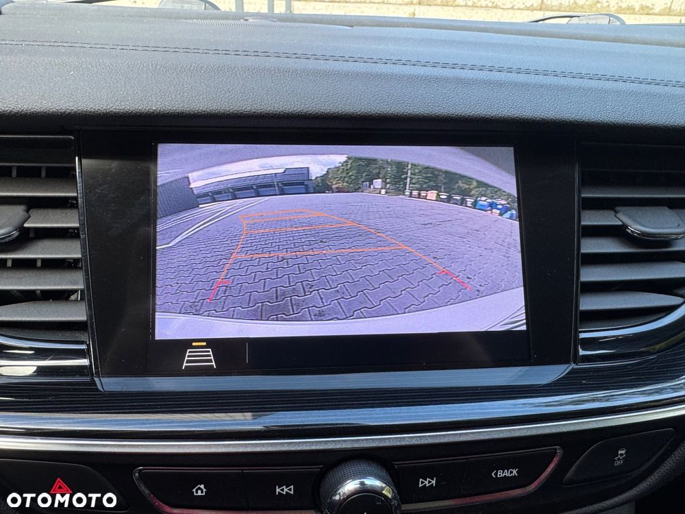 Opel Insignia 2.0 CDTI Cosmo S&S - 26