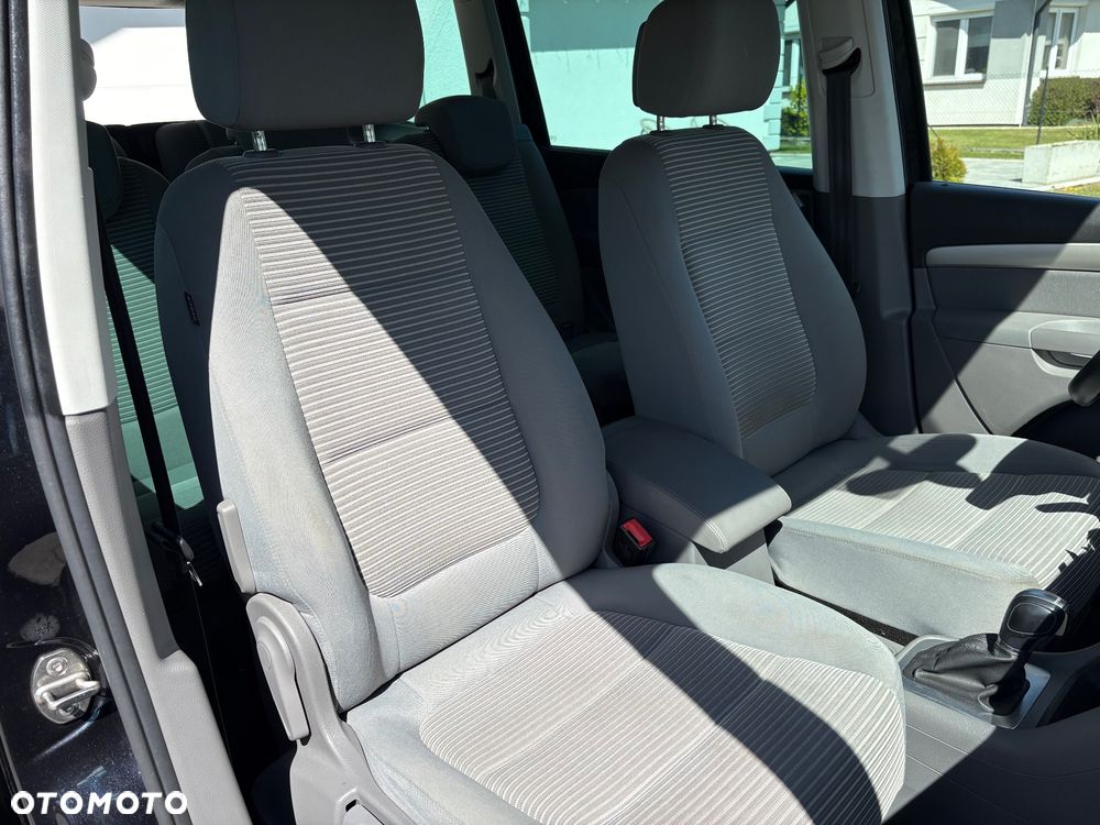 Ford Galaxy 2.0 TDCi Trend - 14