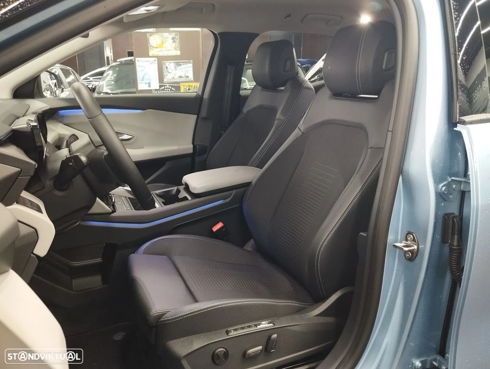 Ford Explorer 52 kWh Premium - 23