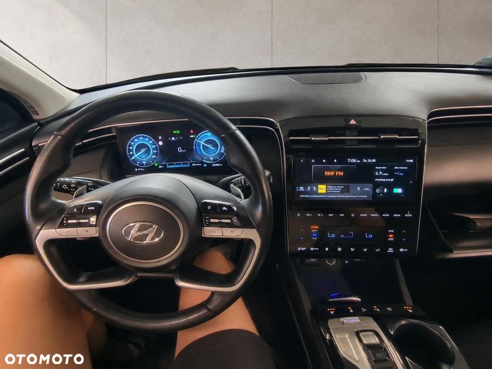 Hyundai Tucson 1.6 T-GDi HEV Executive 2WD - 13