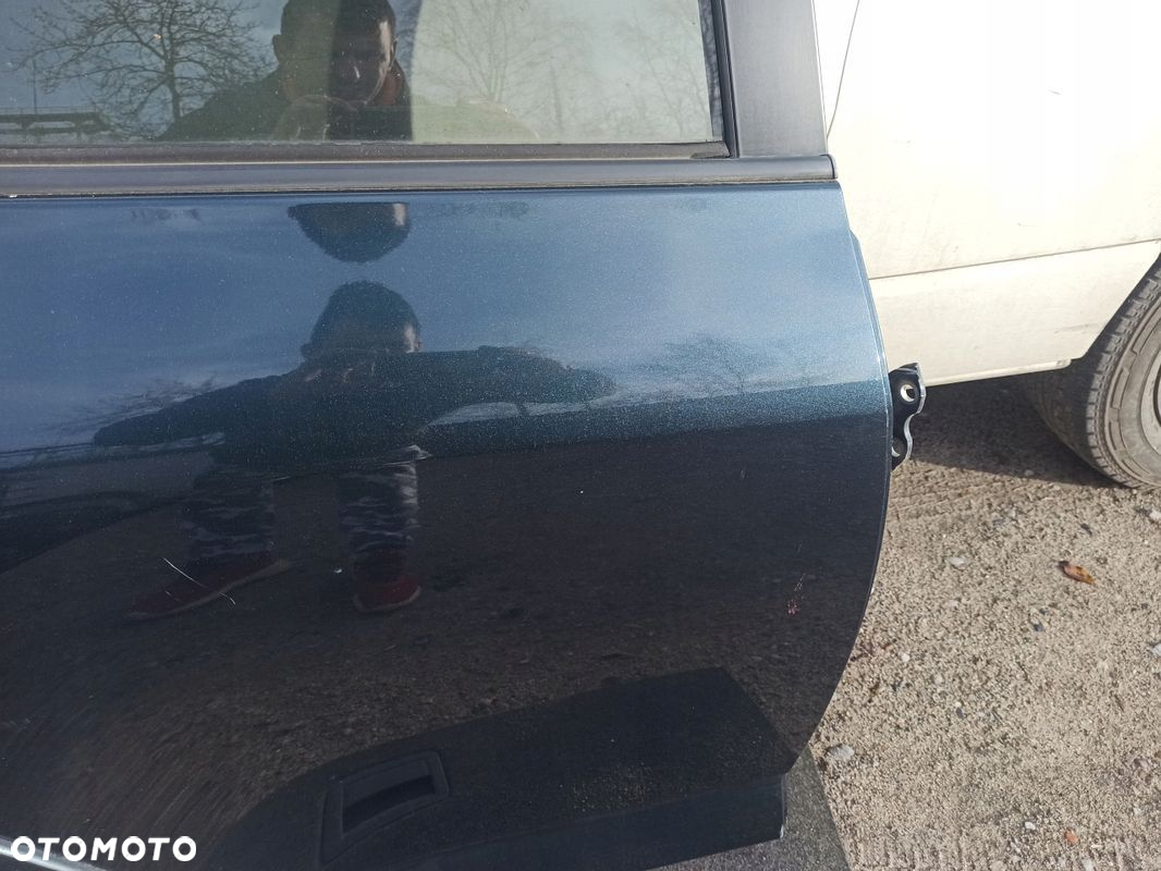 Drzwi prawy tył kompletne TOYOTA RAV4 III 6T3 06-13 - 5