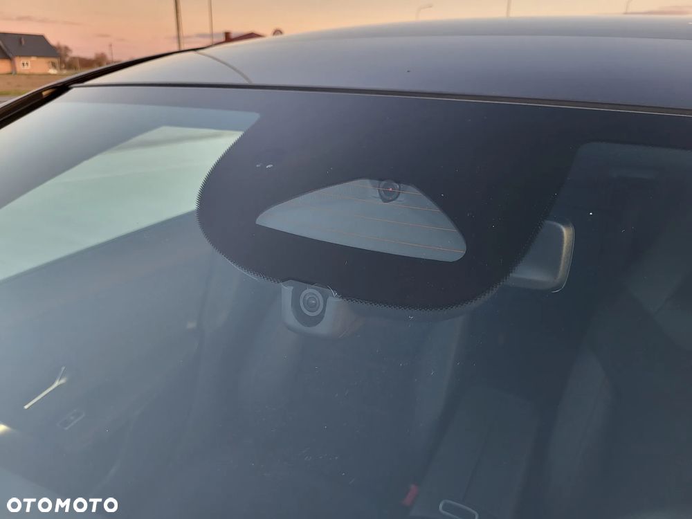 Mercedes-Benz CLA 220 d AMG Line 8G-DCT - 36