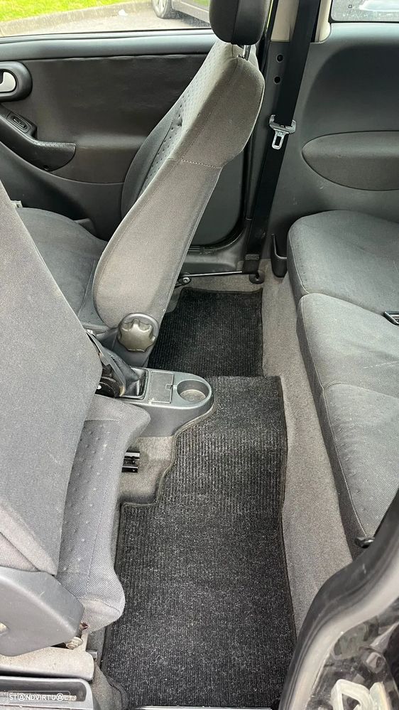 Opel Corsa 1.2 16V Confort - 19