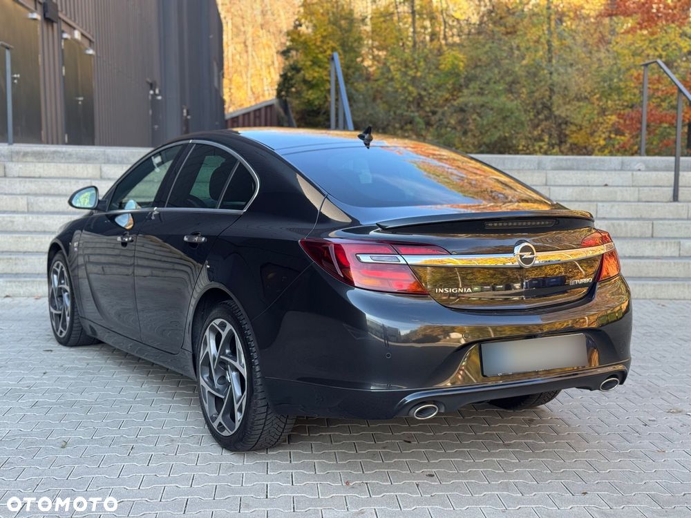 Opel Insignia - 12