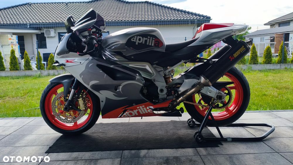 Aprilia RSV - 6