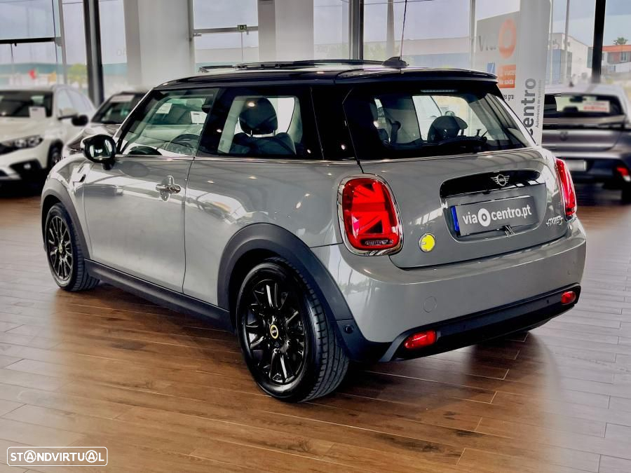 MINI 3 Portas Cooper SE Camden Edition - 4