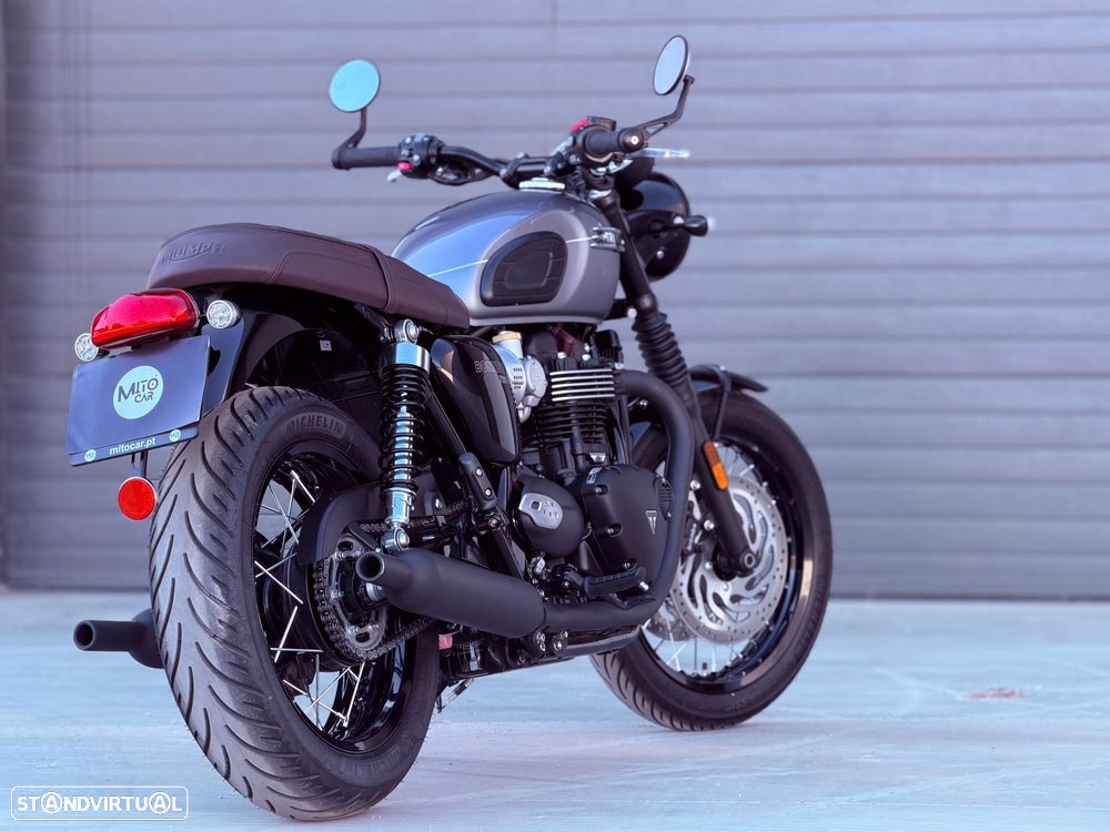 Triumph Bonneville t120 Black - 4