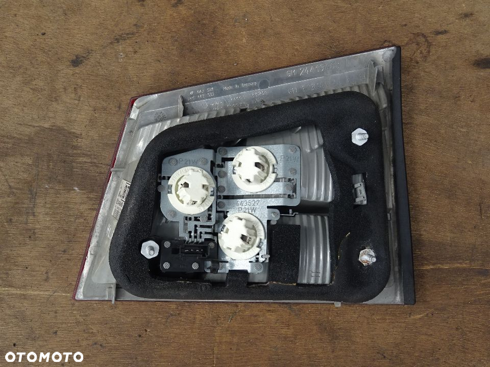 LAMPA LEWA TYLNA LEWY TYŁ W KLAPĘ OPEL VECTRA C KOMBI - 3