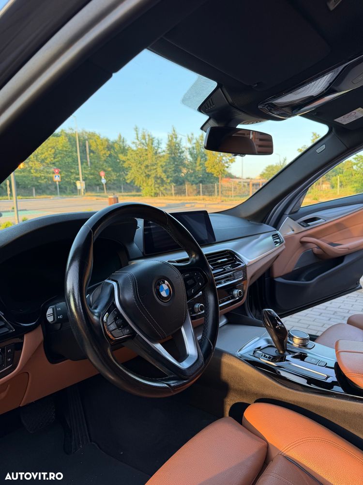 BMW Seria 5 530i xDrive AT - 6