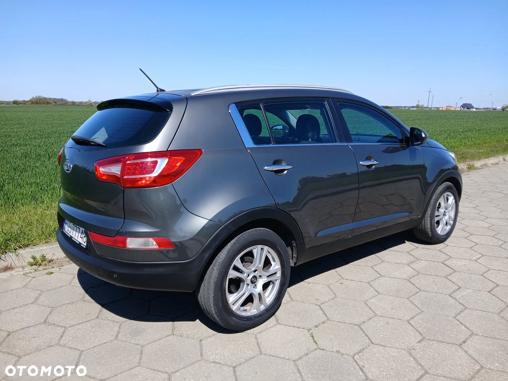 Kia Sportage 1.7 CRDI 2WD ISG Dream-Team Edition - 11