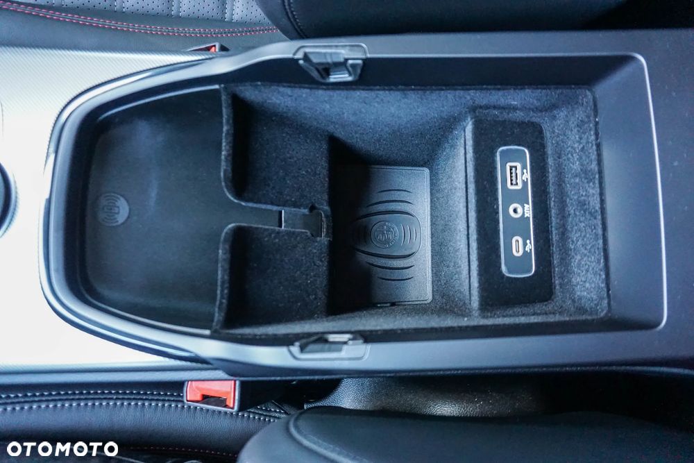 Alfa Romeo Stelvio 2.0 Turbo Tributo Italiano Q4 - 26
