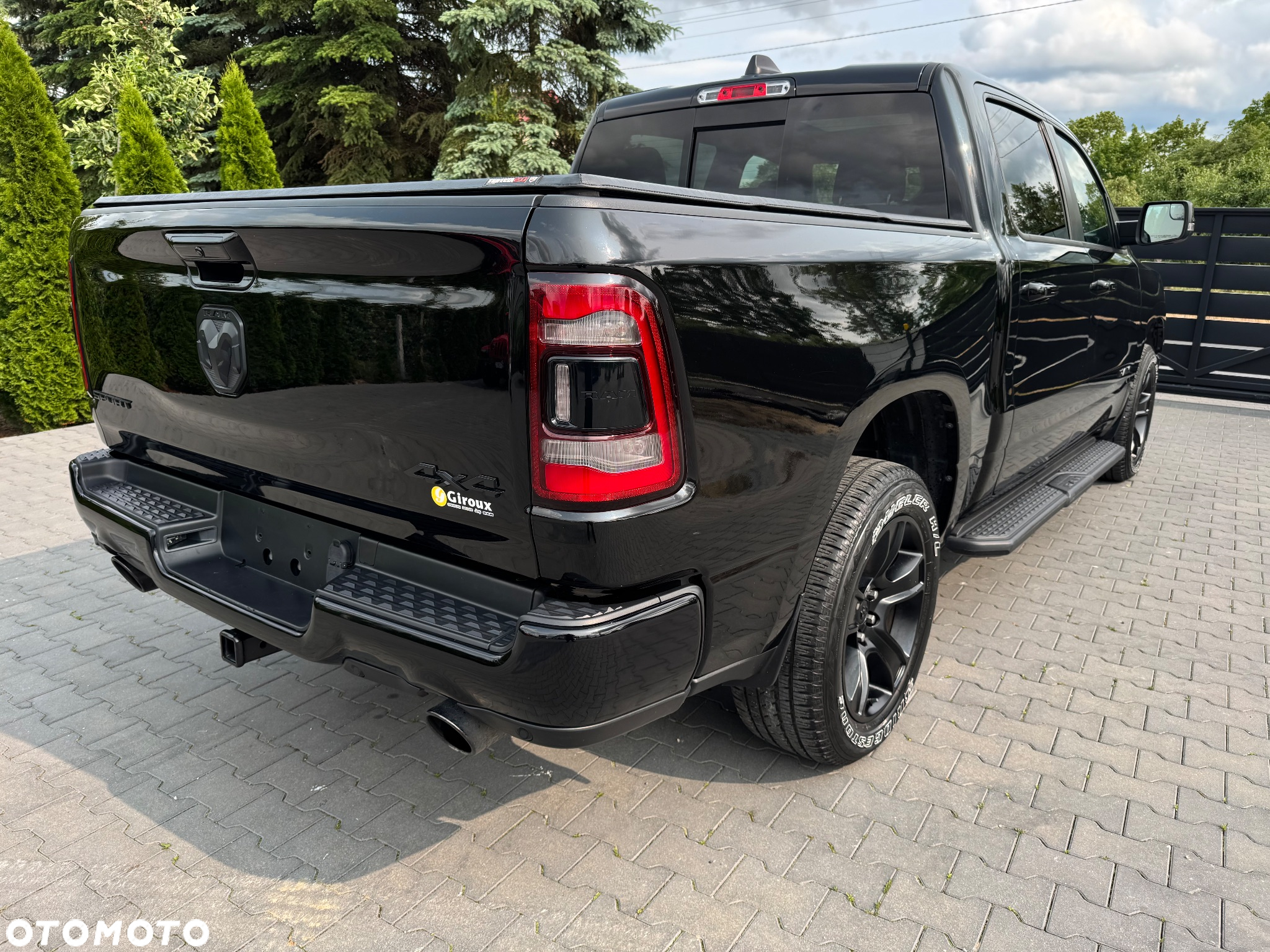 Dodge RAM 1500 5.7 4x4 - 6
