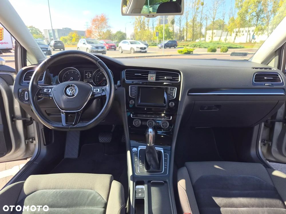 Volkswagen Golf 1.2 TSI Highline DSG - 21