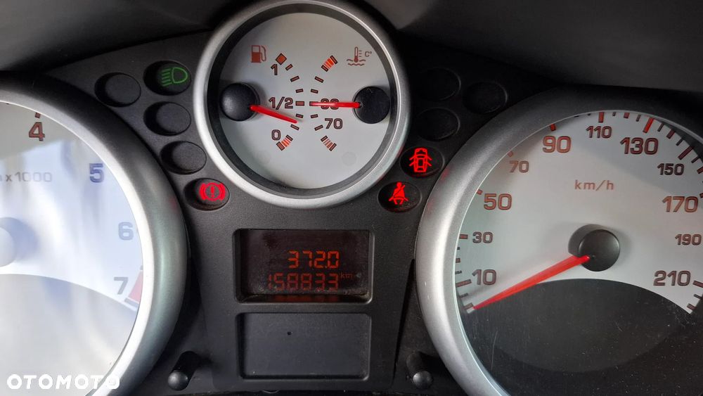 Peugeot 207 75 Millesim 200 - 15