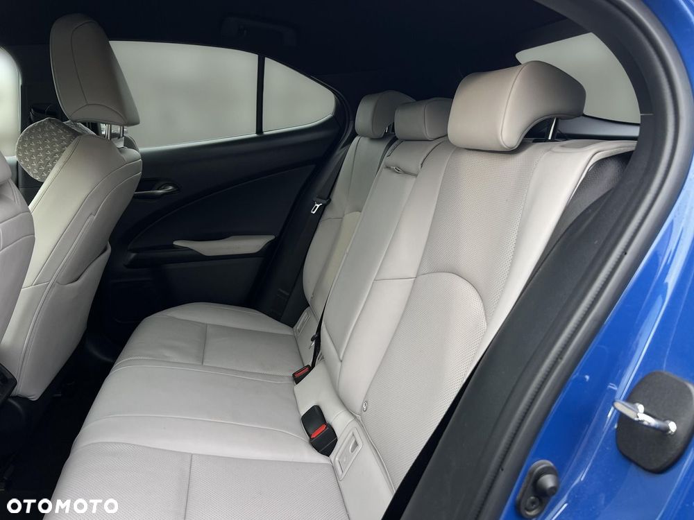 Lexus UX 200 Prestige 2WD - 14