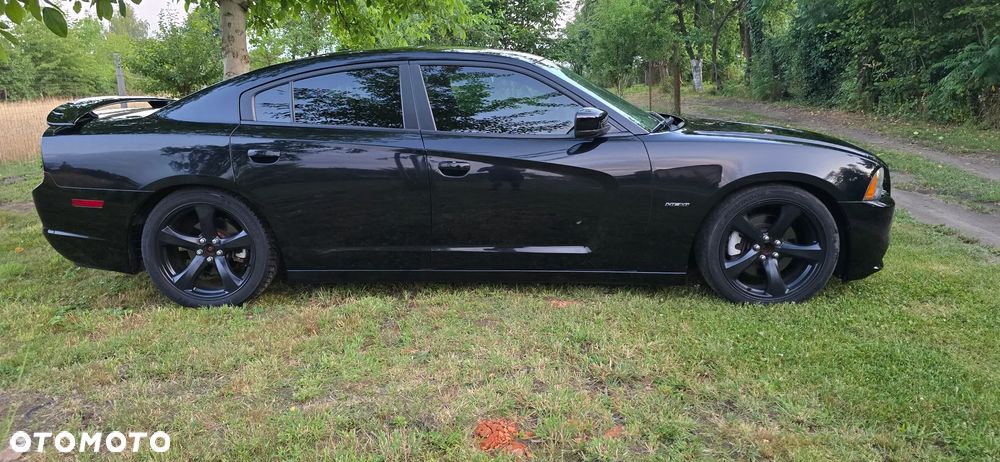 Dodge Charger - 6