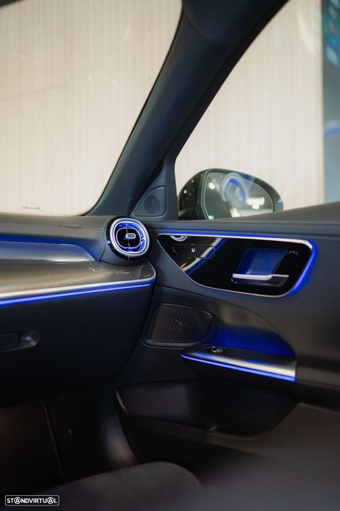 Mercedes-Benz C 300 e AMG Line - 40