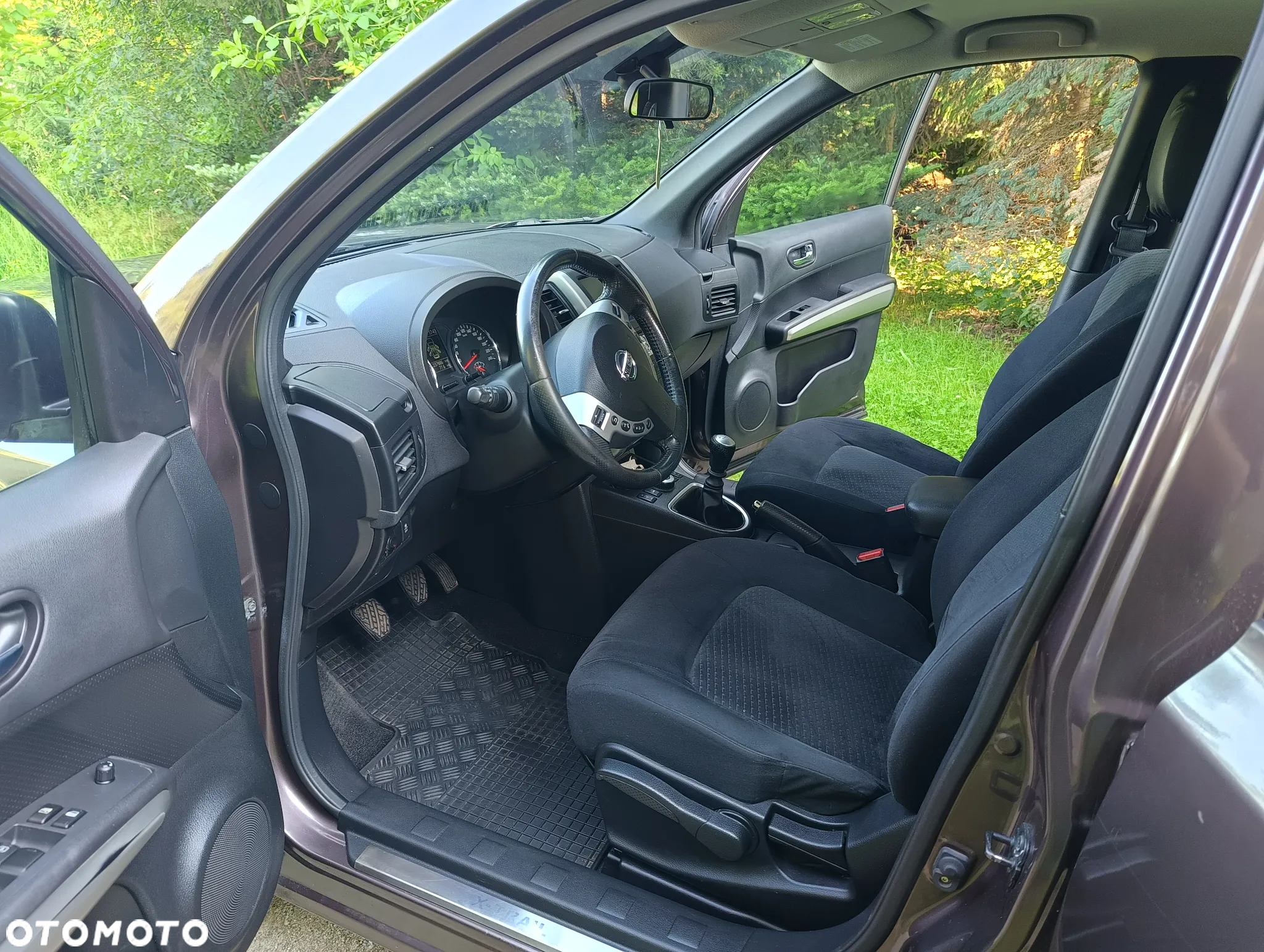 Nissan X-Trail - 16