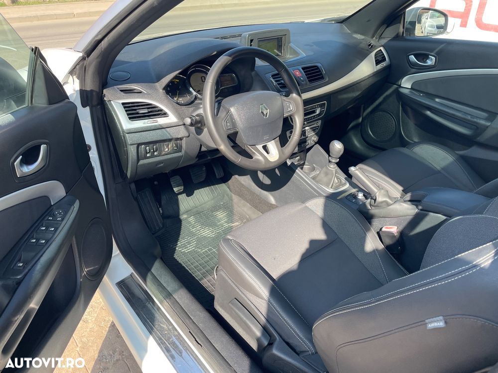 Renault Megane 1.9 dCi FAP Dynamique - 22