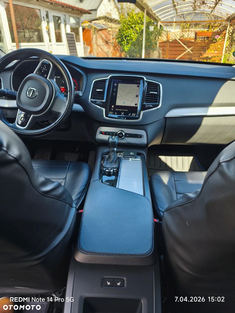 Volvo XC 90 D5 AWD Geartronic Momentum - 3