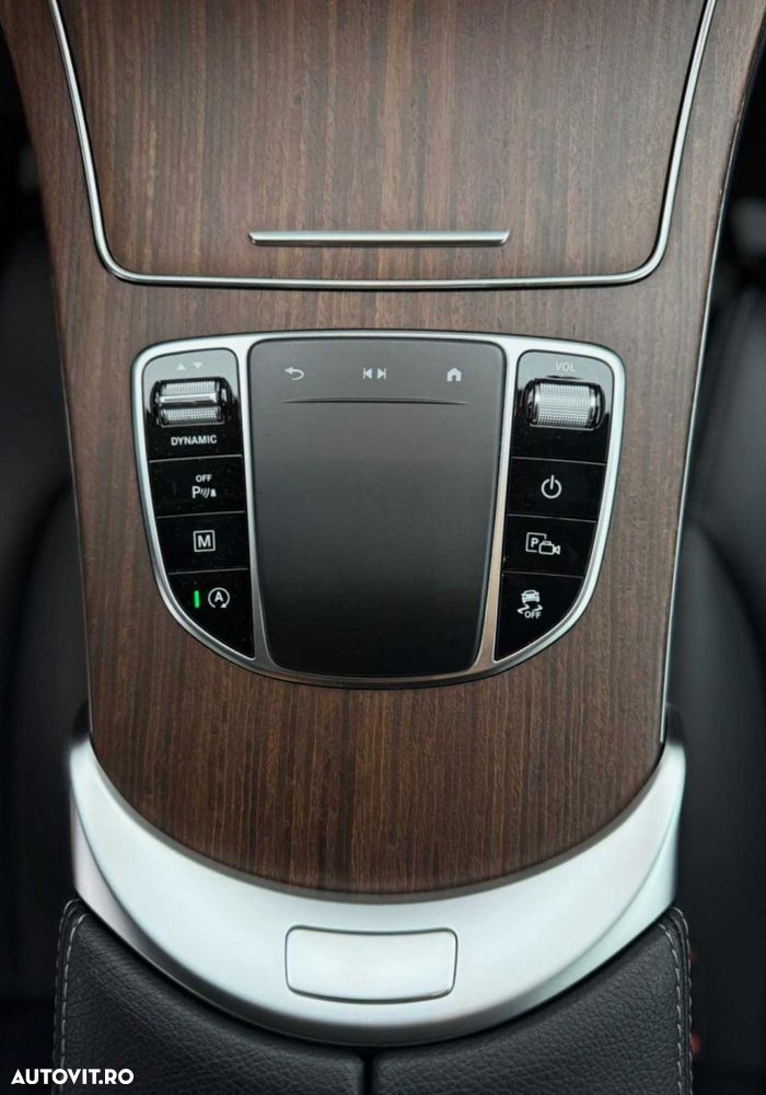 Mercedes-Benz GLC - 26