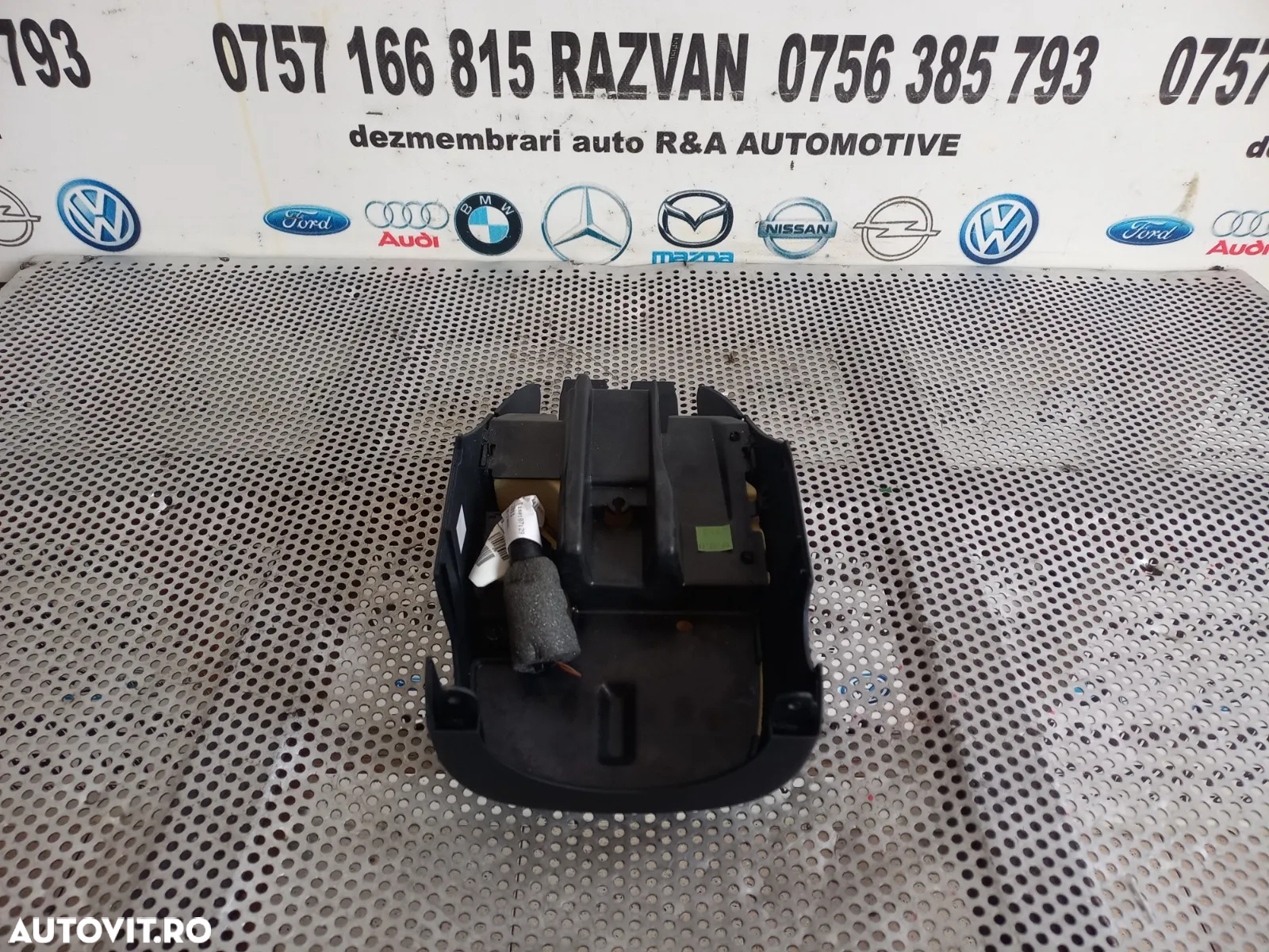 Cochilie Carcasa Volan Audi A8 4H D4 An 2010-2011-2012-2013-2014-2015-2016-2017 Volan Stanga Dezmem - 6
