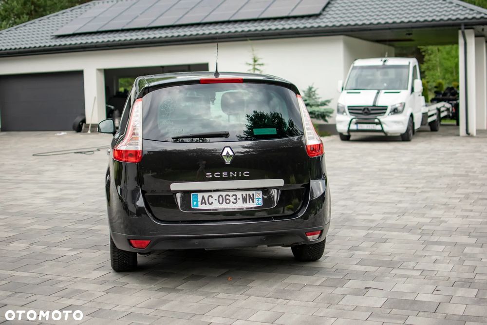 Renault Grand Scenic - 19