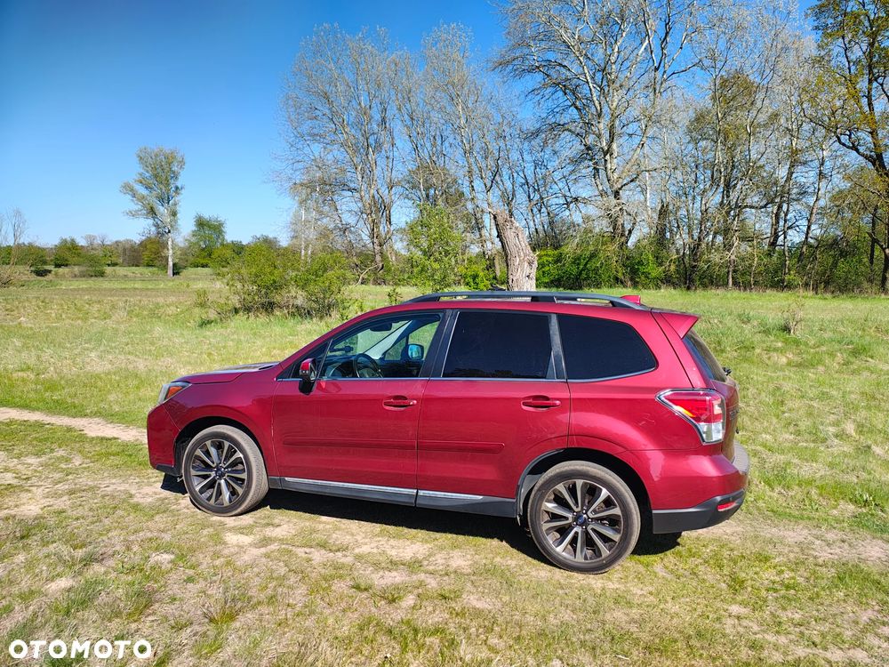 Subaru Forester 2.0 XT Comfort Lineartronic - 10