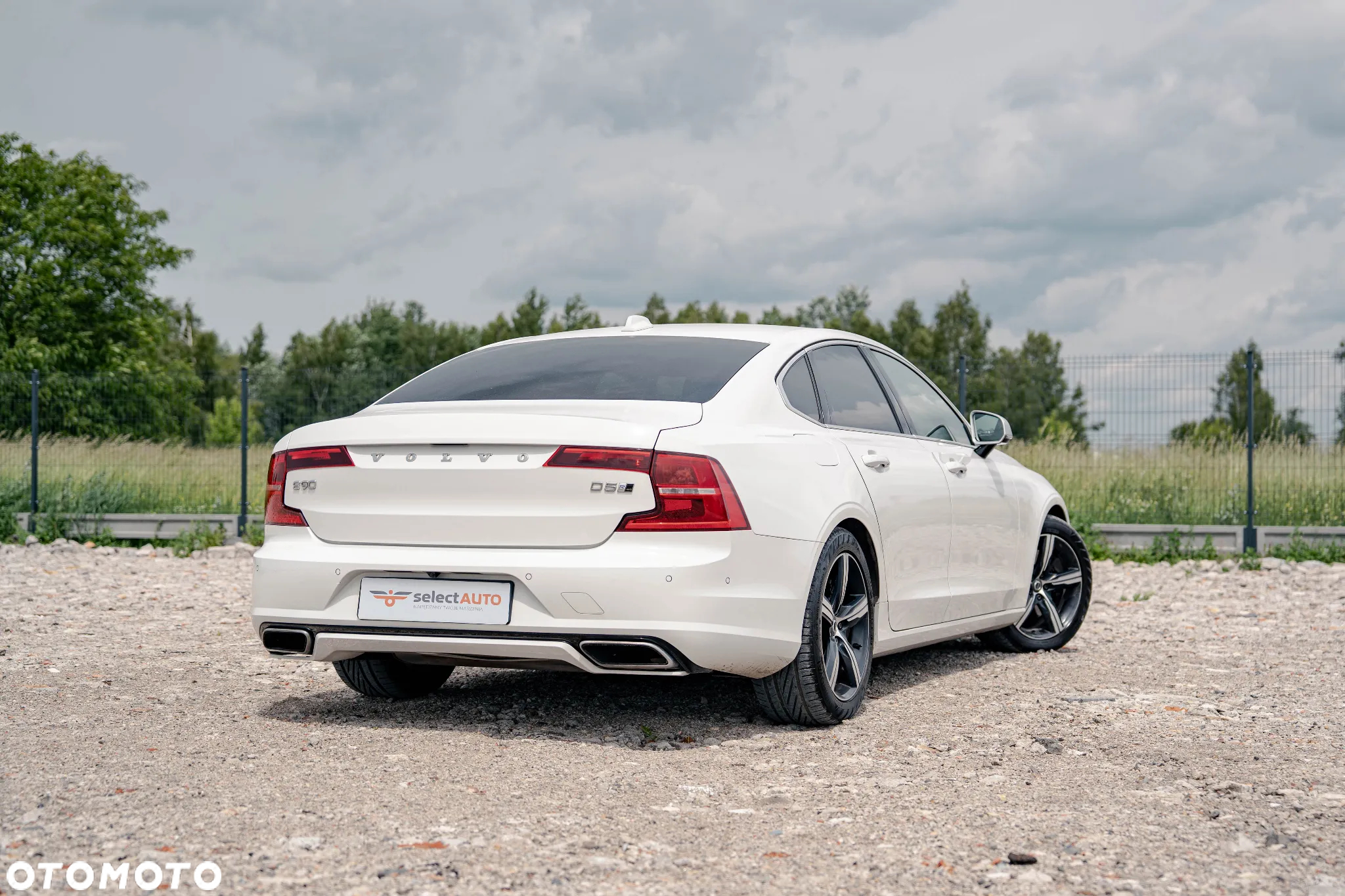 Volvo S90 D5 AWD Geartronic R Design - 6