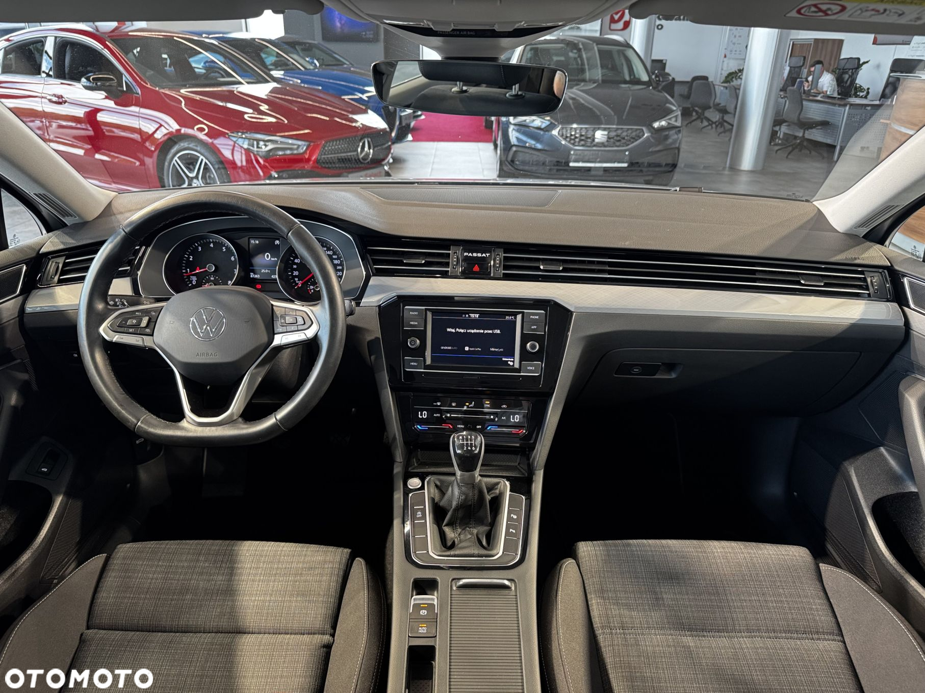 Volkswagen Passat - 18