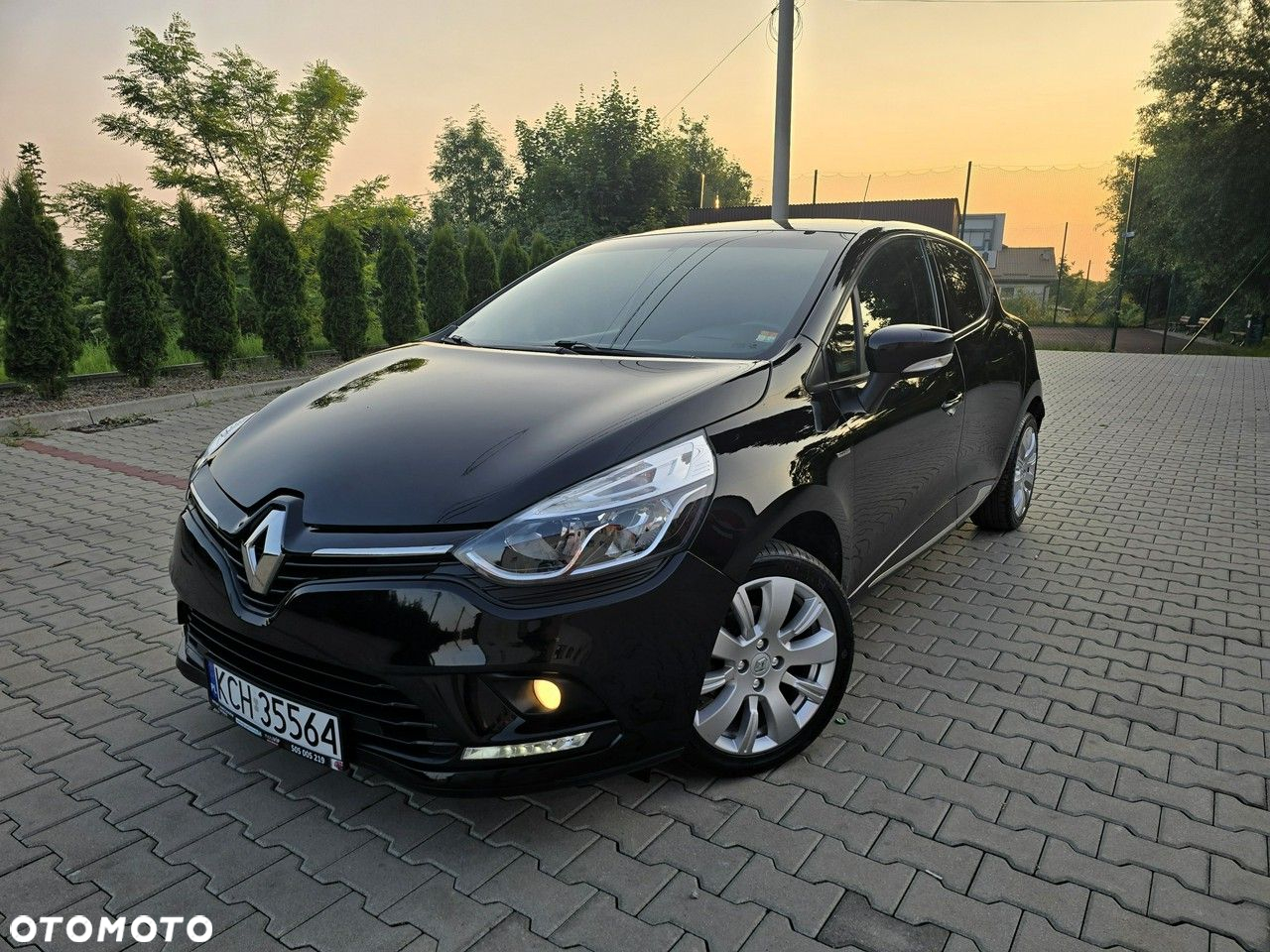 Renault Clio - 37