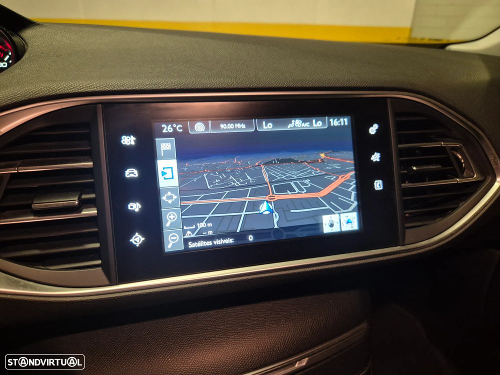Peugeot 308 SW 1.6 BlueHDi Style - 18