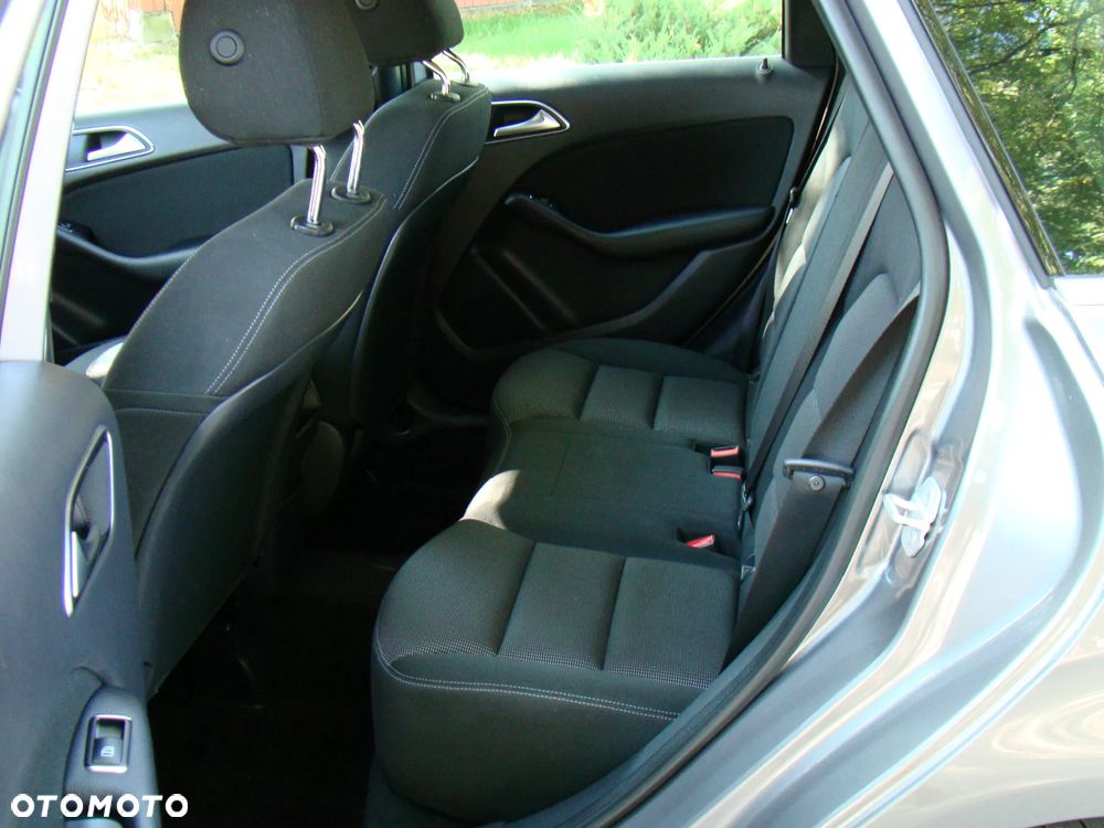 Mercedes-Benz Klasa B 180 CDI BlueEFFICIENCY Edition Style - 23