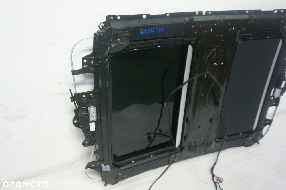 Szyberdach Panorama Audi A8 D4 Long 4H4877041 2016 - 4