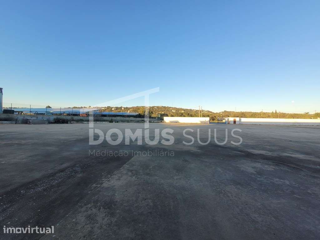 Armazém em zona industrial em São Brás de Alportel - Grande imagem: 5/6