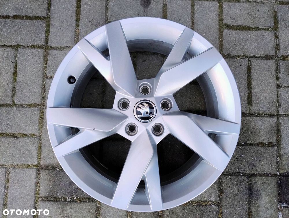 felga 6.5j 17 et46 skoda octavia iv 4 5e3601025ac - 1