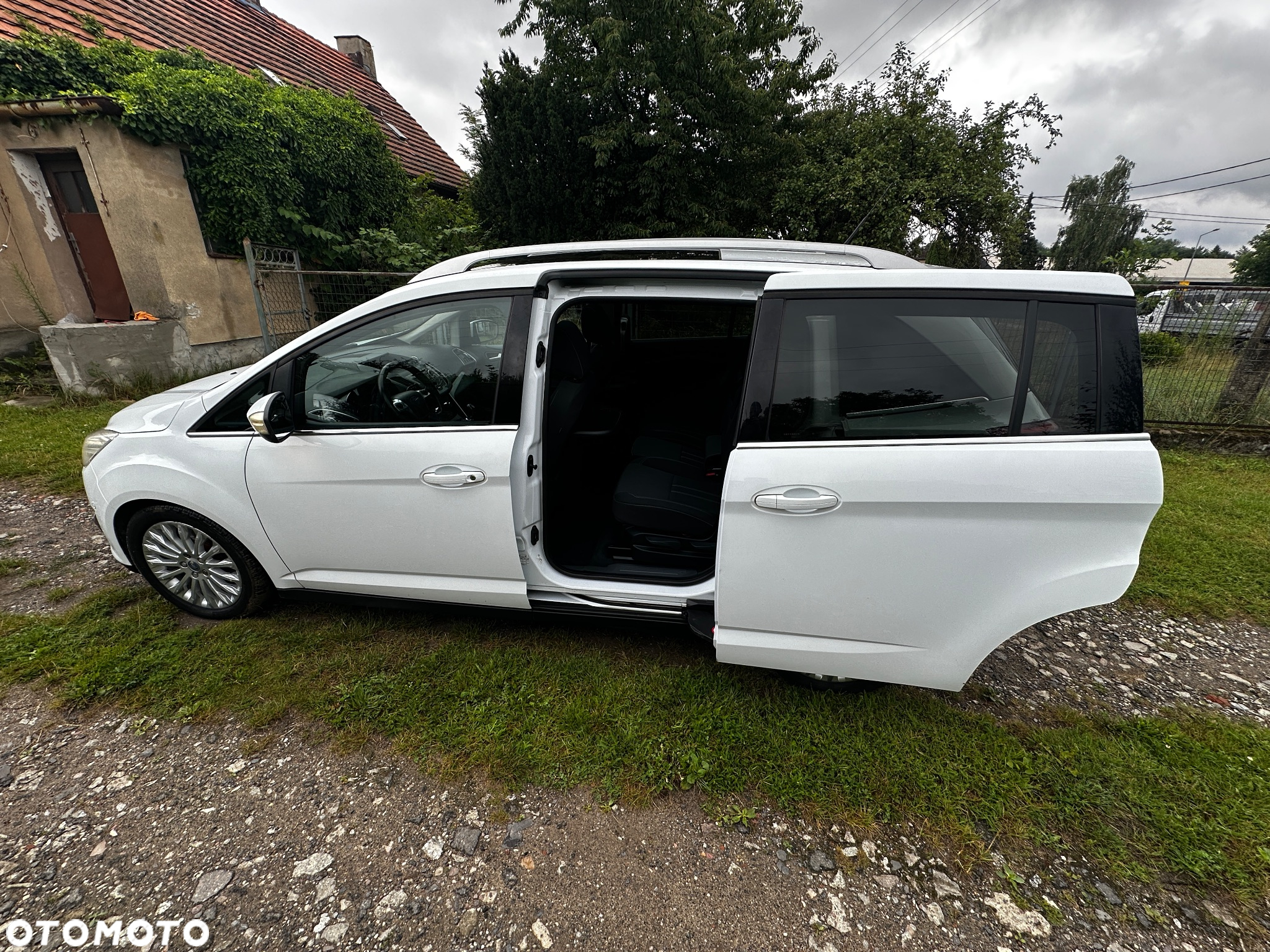 Ford Grand C-MAX 1.6 TDCi Start-Stop-System Titanium - 15