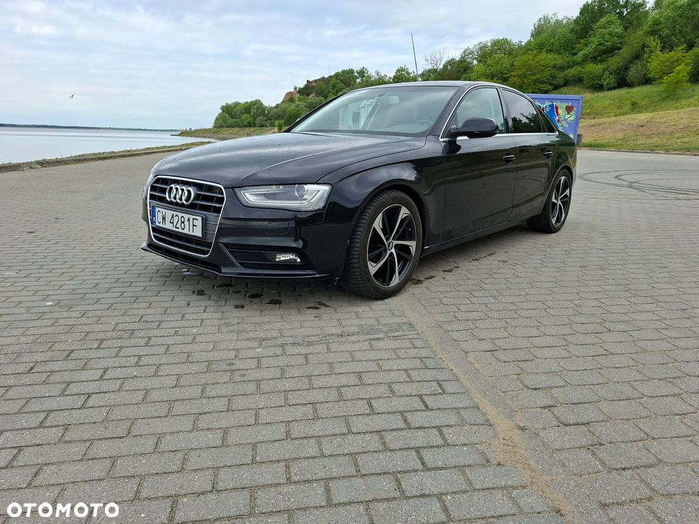 Audi A4 Limousine - 6