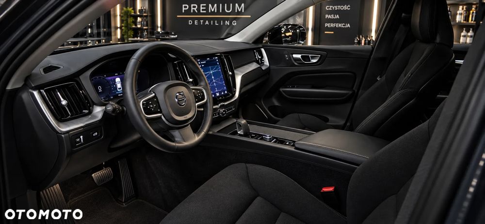 Volvo XC 60 B4 D Geartronic Momentum Pro - 9