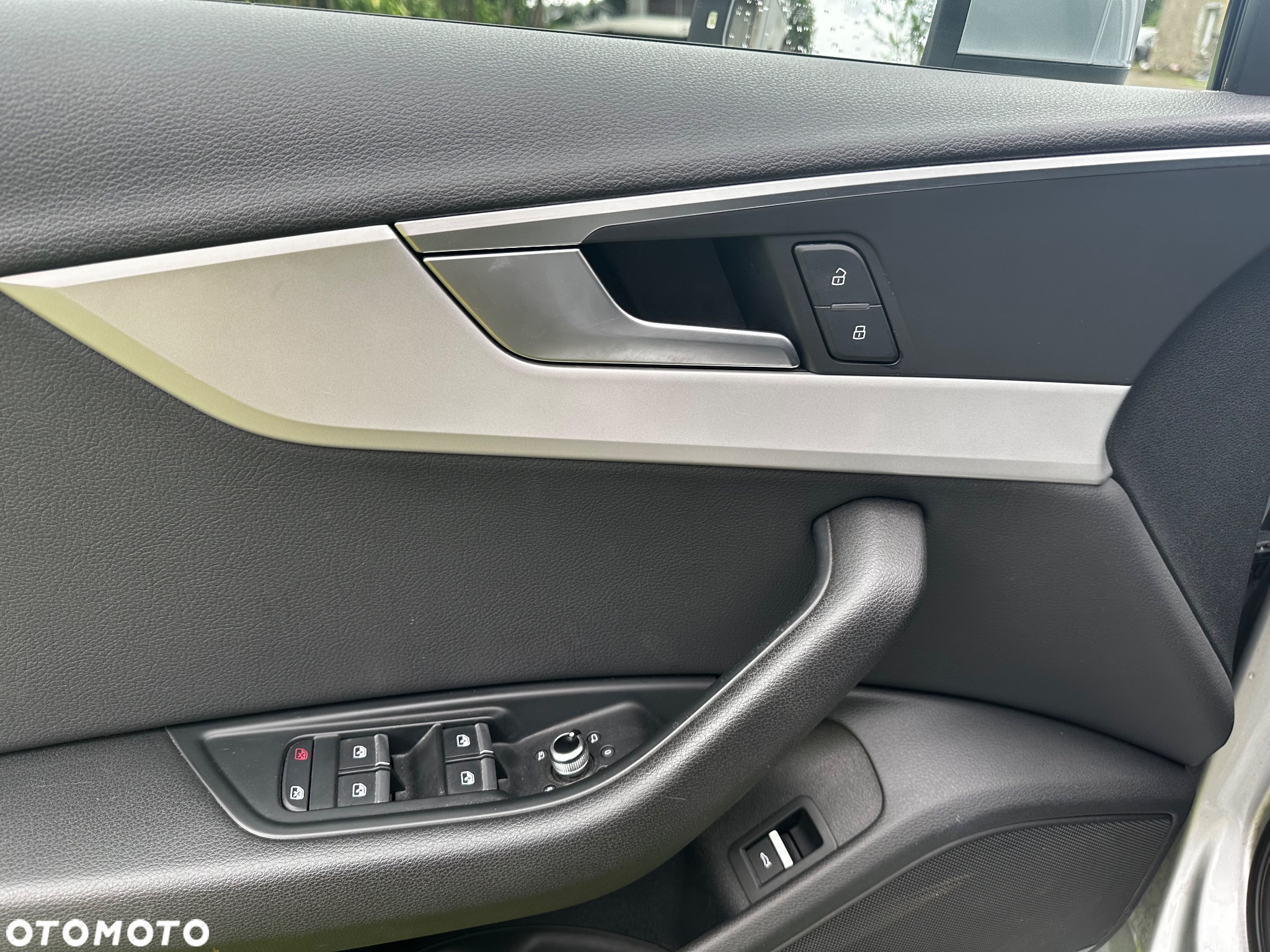 Audi A4 2.0 TDI Design S tronic - 11
