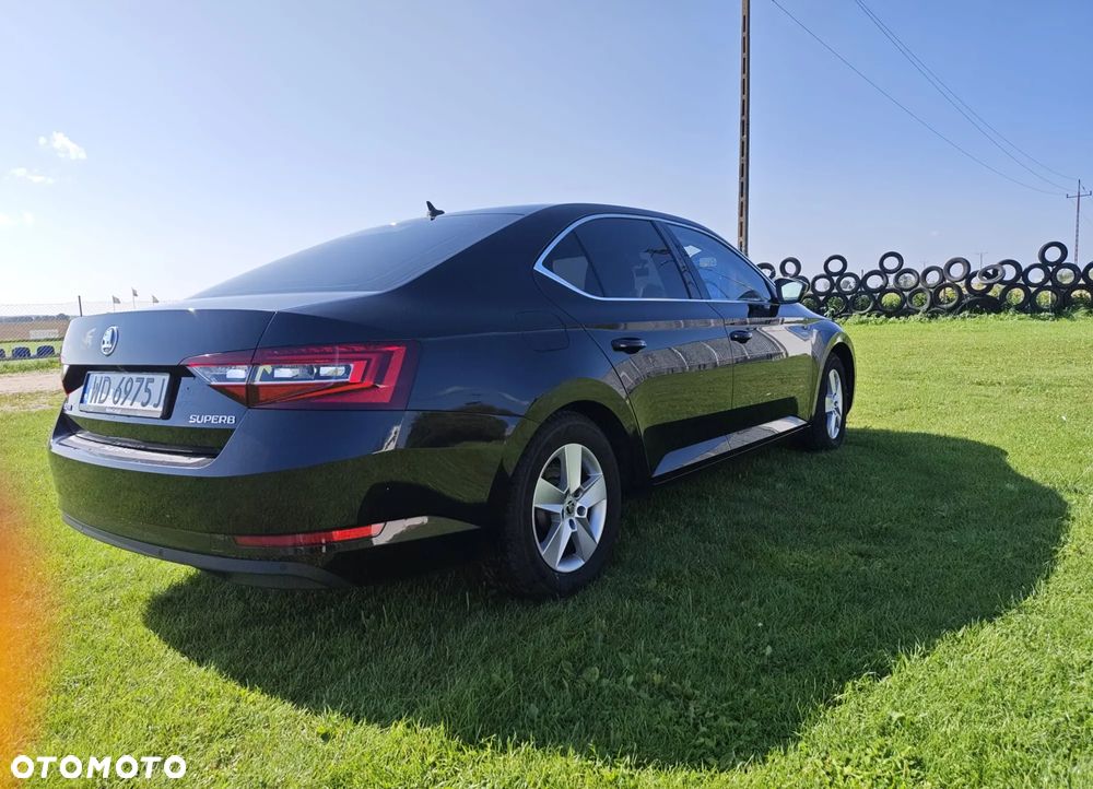 Skoda Superb 1.8 TSI Ambition DSG - 3