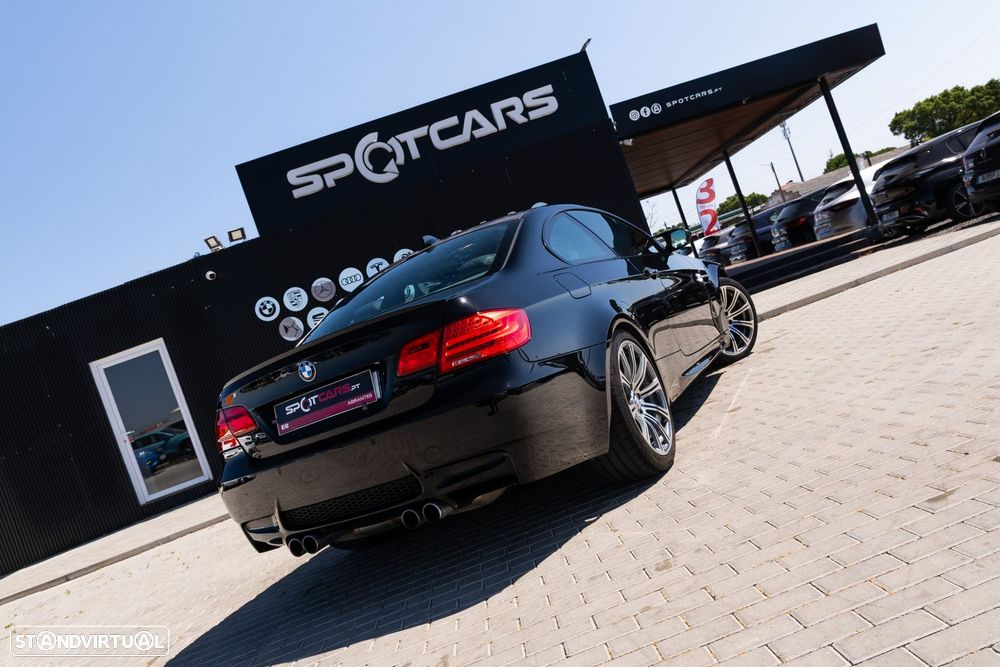 BMW M3 Auto - 13