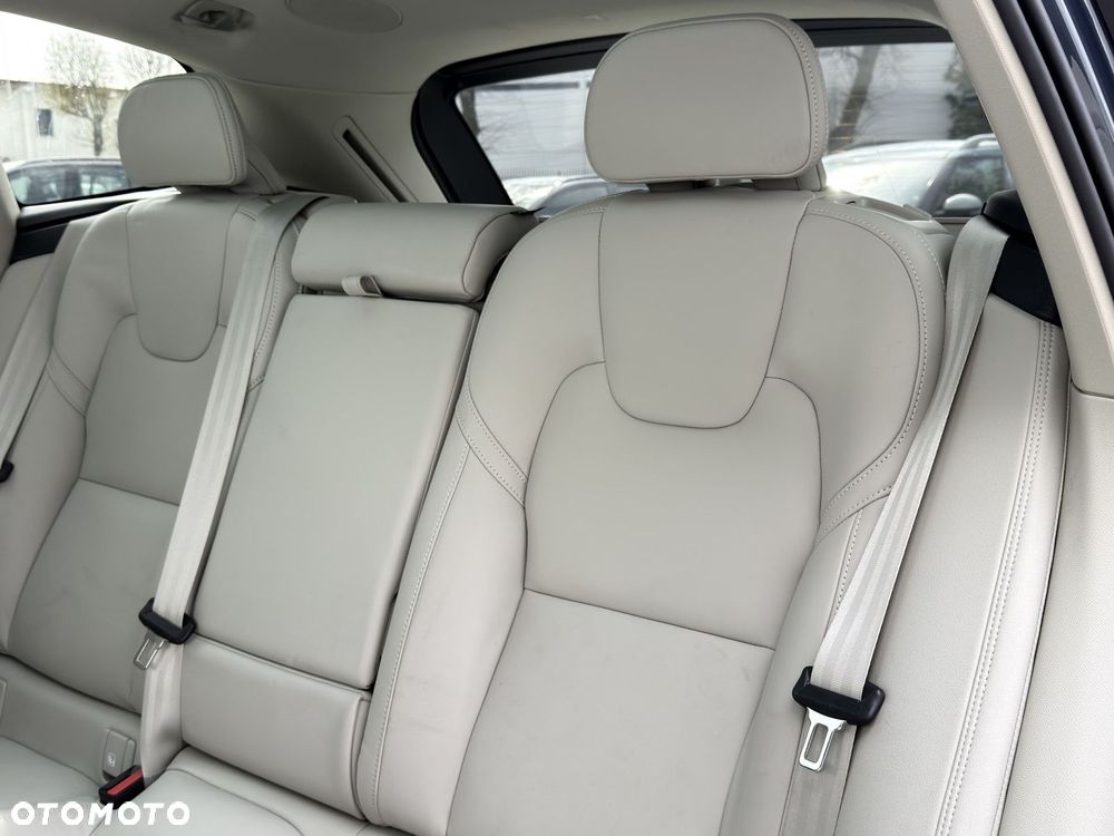 Volvo XC 60 - 14