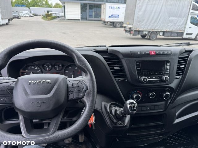 Iveco 35C180 kontener+ winda 2023r 3.0L - 10
