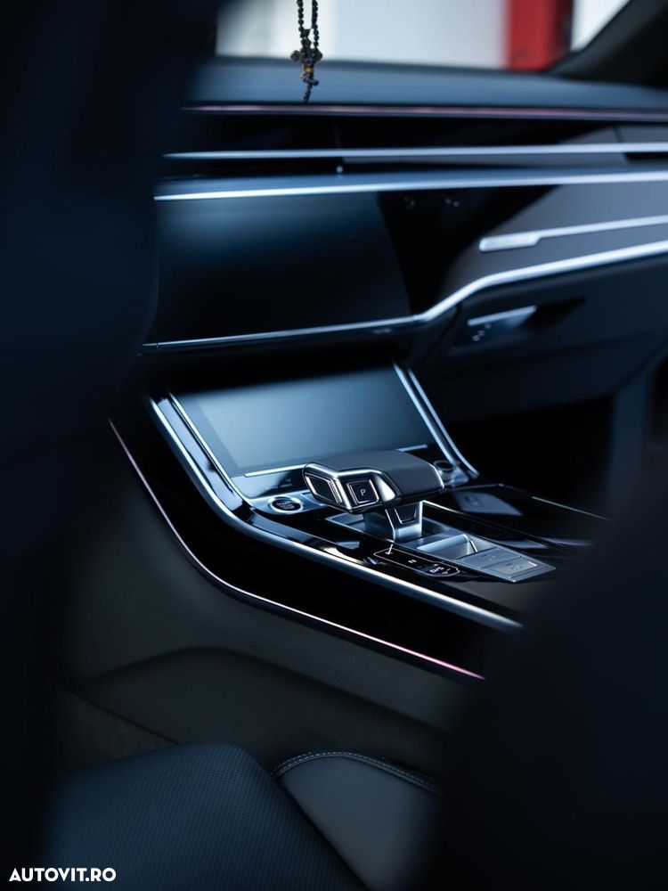 Audi A8 - 13