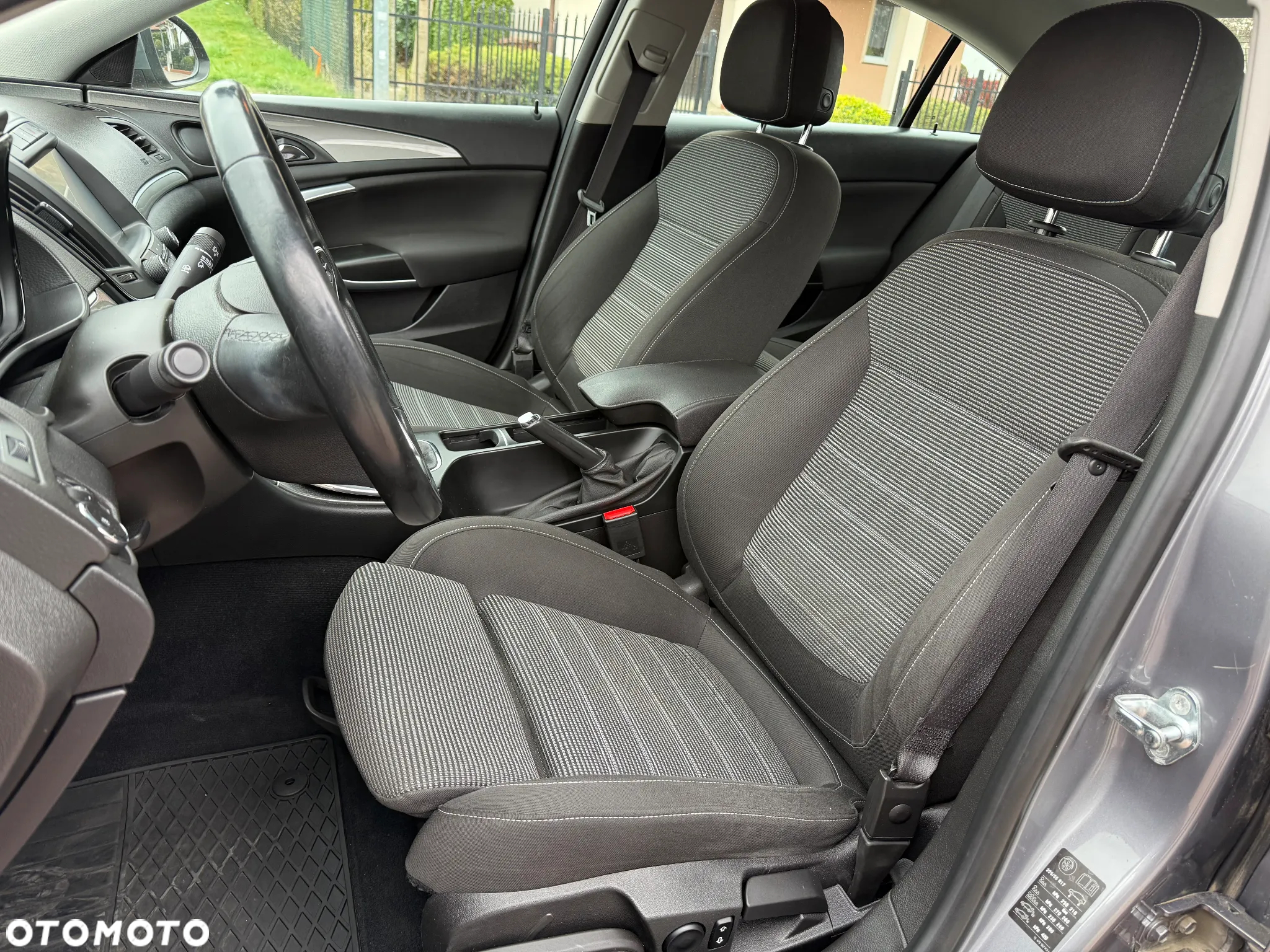 Opel Insignia - 26