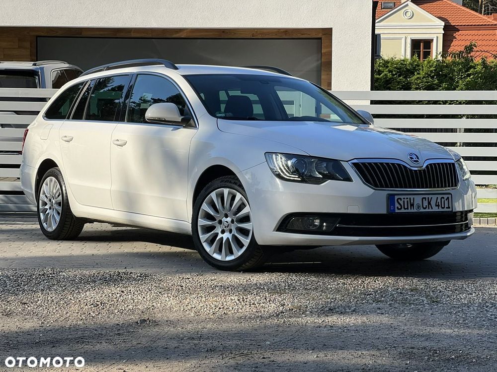 Skoda Superb 1.8 TSI Elegance Outdoor - 2